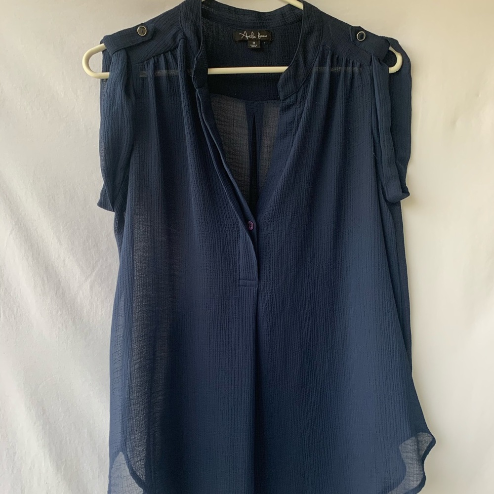 Navy 2 layered top -rolled up cap sleeve